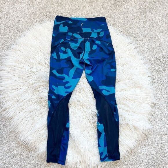 ZYIA Blue Camo Leggings - Picture 5 of 5